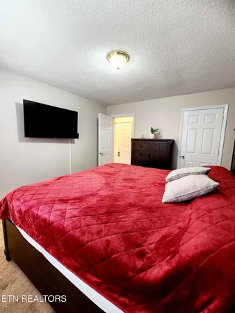 $280,000 | 2904 Boyds Creek Highway, Unit 4, Sevierville, TN 37876