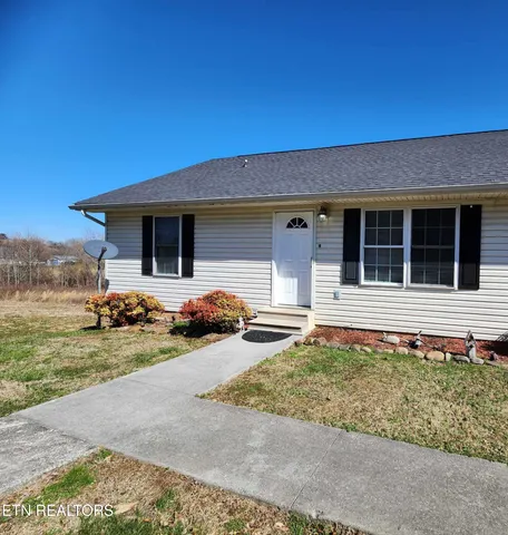 $280,000 | 2904 Boyds Creek Highway, Unit 4, Sevierville, TN 37876