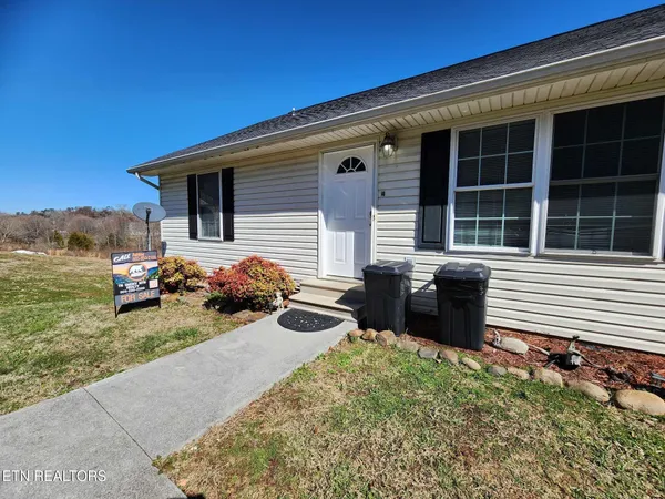 $280,000 | 2904 Boyds Creek Highway, Unit 4, Sevierville, TN 37876