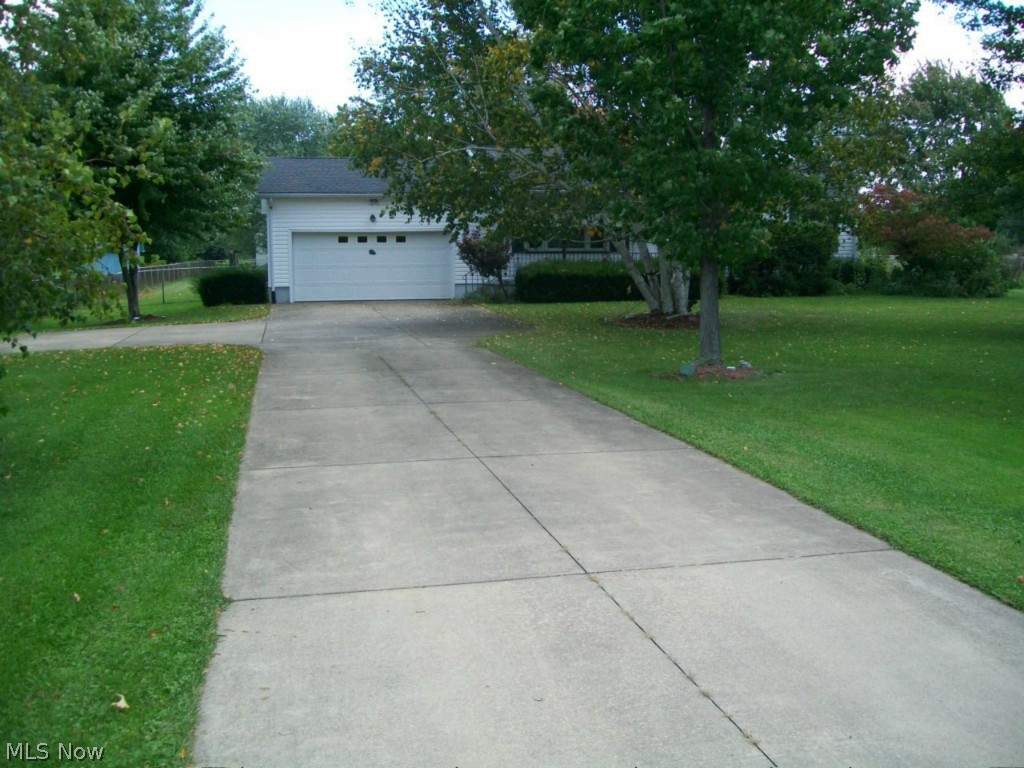 4374 Ridge Road Cortland, OH 44410 - Photo 2 of 11 Gallery Image 2