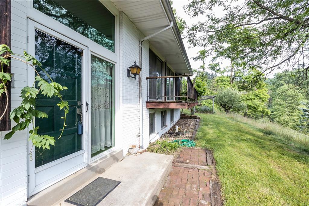 1743 Old State Road Gibsonia, PA 15044 - Photo 2 of 25 Gallery Image 2