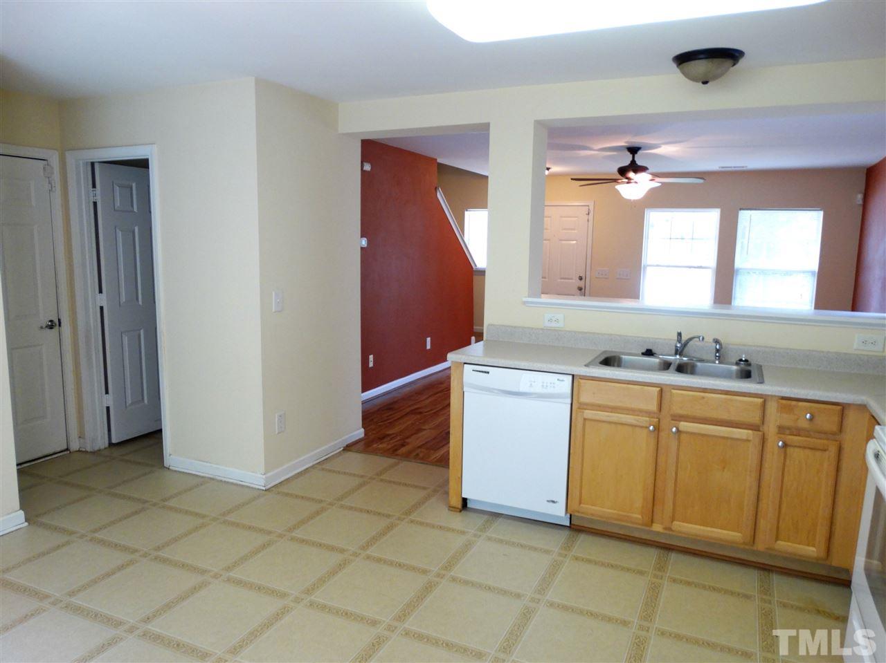 2541 Quarry Ridge Lane Raleigh, NC 27610 - Photo 7 of 20