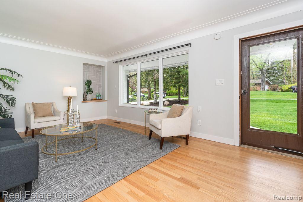 2789 Hillendale Drive Rochester Hills, MI 48309 - Photo 3 of 30
