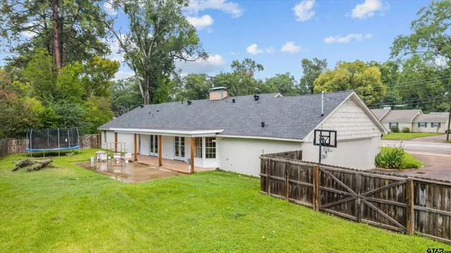 $384,995 | 2917 Sunnybrook Drive, Tyler, TX 75701