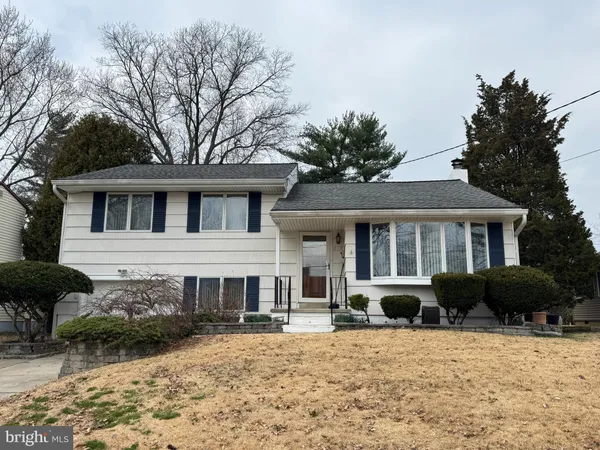 $435,000 | 218 Maine Avenue, Cherry Hill, NJ 08002