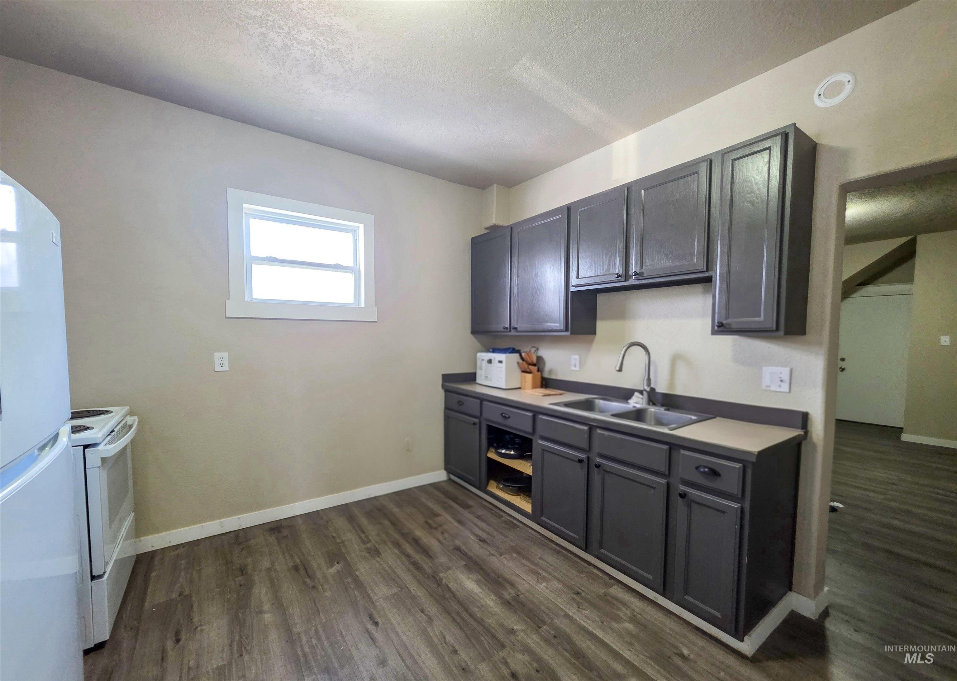 413 3rd Avenue North Twin Falls, ID 83301 - Photo 11 of 22