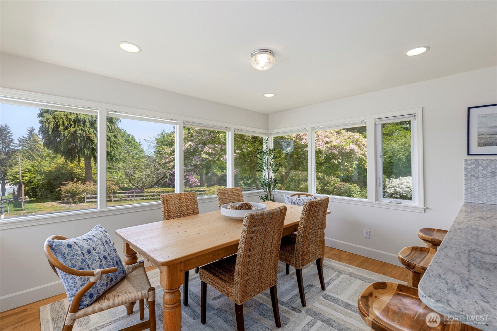 5930 Rose Loop Northeast Bainbridge Island, WA 98110 - Photo 11 of 40