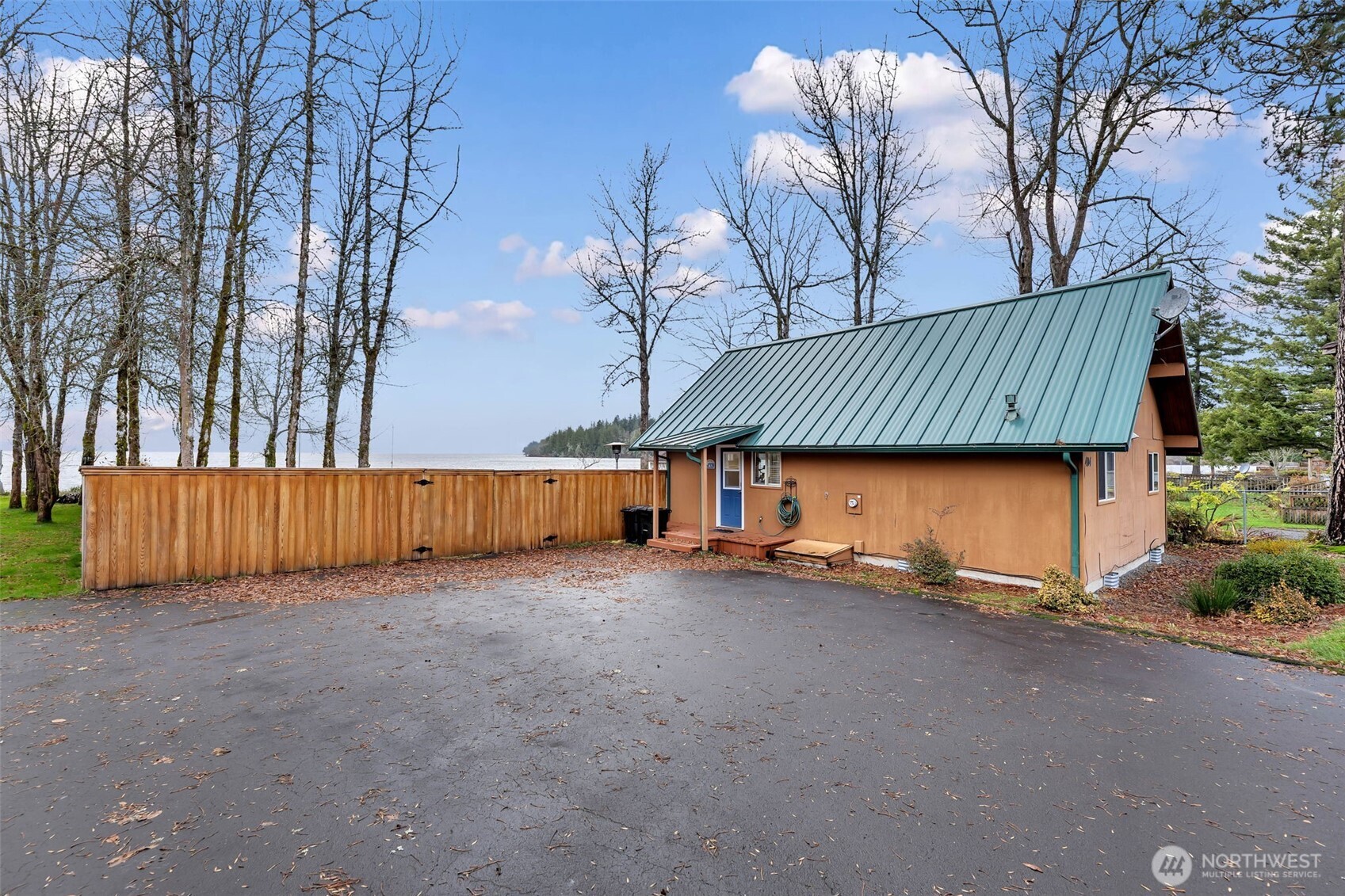 404 Streeter Road Silverlake, WA 98645 - Photo 3 of 40 Gallery Image 3