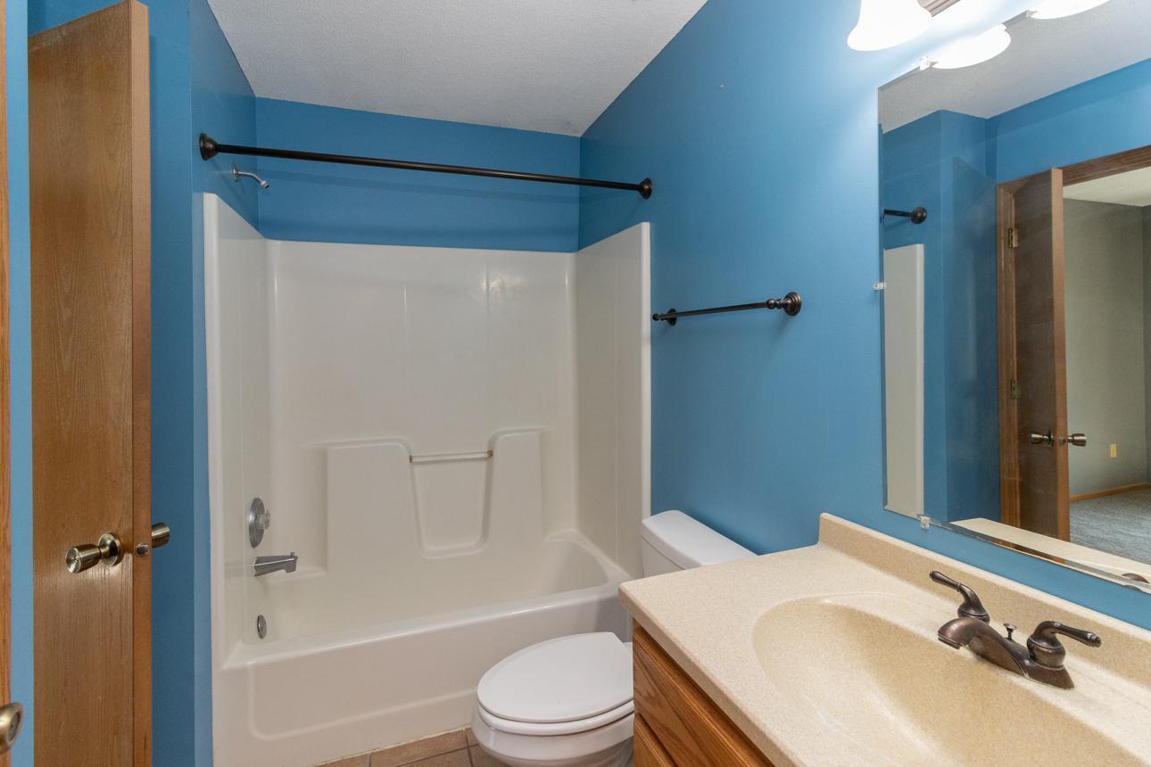 4975 Heather Ridge Road North Oakdale, MN 55128 - Photo 19 of 34 Gallery Image 19