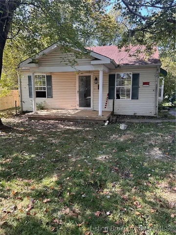 $139,999 | 220 Mann Avenue, Austin, IN 47102