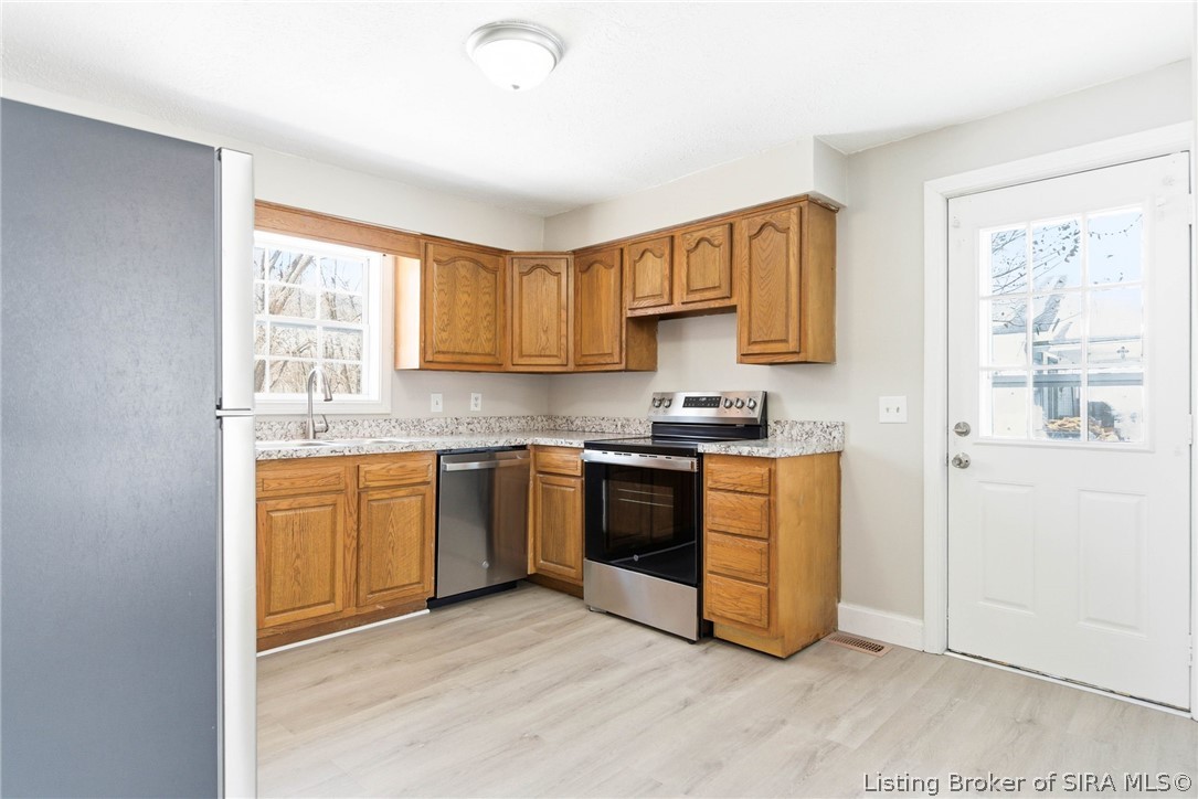 220 Mann Avenue Austin, IN 47102 - Photo 18 of 32