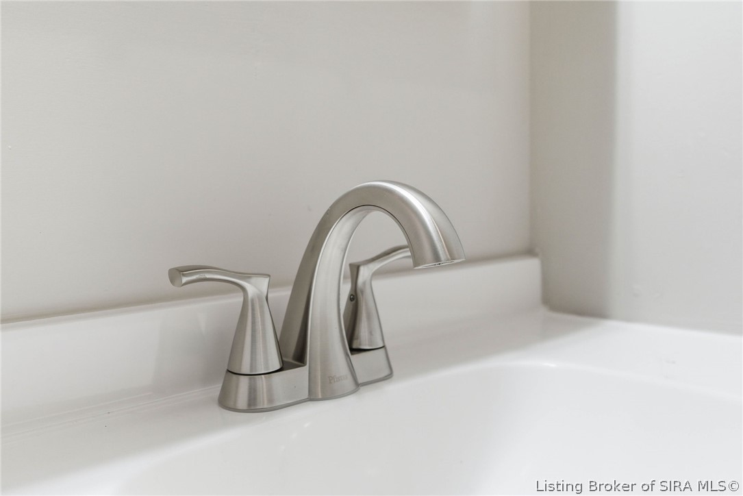 220 Mann Avenue Austin, IN 47102 - Photo 28 of 32