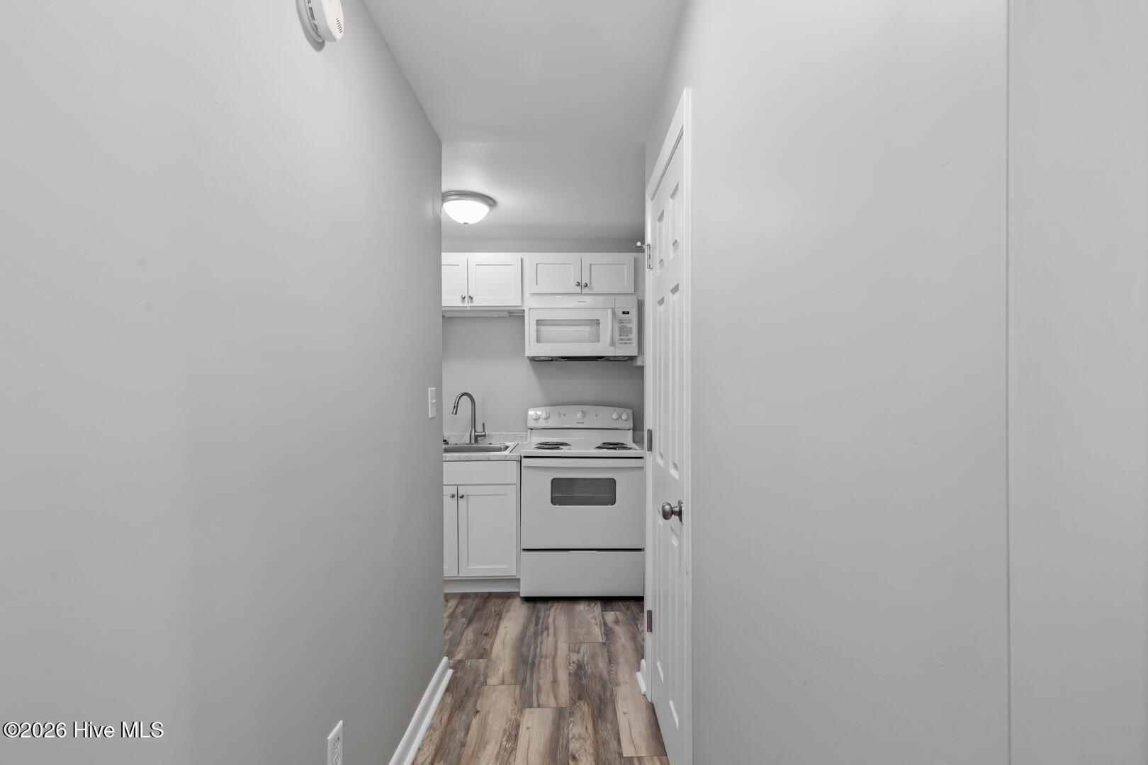 109 Rodeo Lane Jacksonville, NC 28540 - Photo 8 of 17