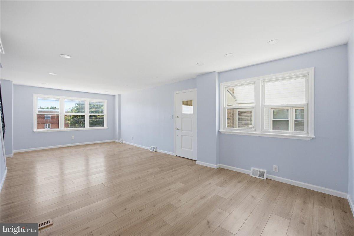 9955 Bridle Road Philadelphia, PA 19115 - Photo 11 of 36 Dining Room