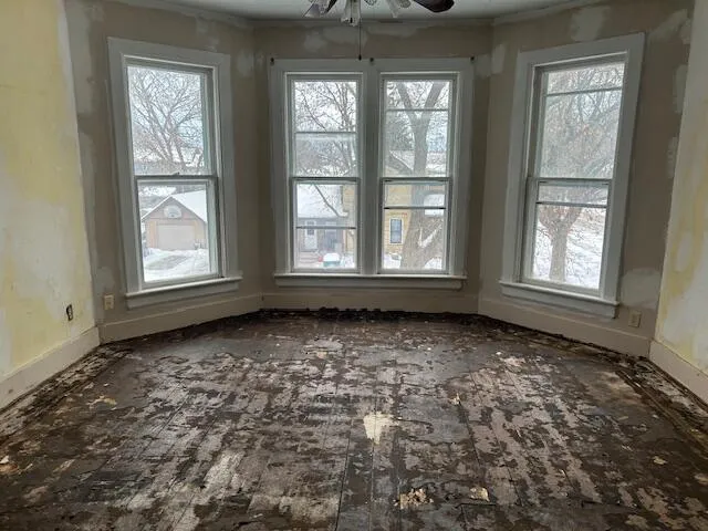 $174,900 | 300 West Chestnut Street, Burlington, WI 53105