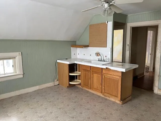 $174,900 | 300 West Chestnut Street, Burlington, WI 53105