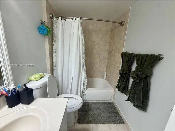 $219,900 | 10413 North Kendall Drive, Unit B208, Miami, FL 33176