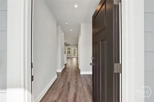 $2,700 | 420 MONTEREY Loop, Richmond Hill, GA 31324