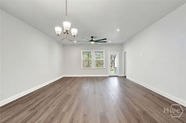 $2,700 | 420 MONTEREY Loop, Richmond Hill, GA 31324