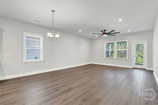 $2,700 | 420 MONTEREY Loop, Richmond Hill, GA 31324