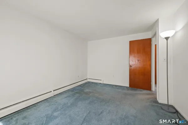 $219,900 | 1250 Farmington Avenue, Unit C, Farmington, CT 06032
