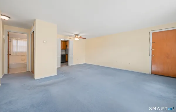 $219,900 | 1250 Farmington Avenue, Unit C, Farmington, CT 06032