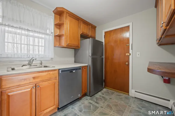 $219,900 | 1250 Farmington Avenue, Unit C, Farmington, CT 06032