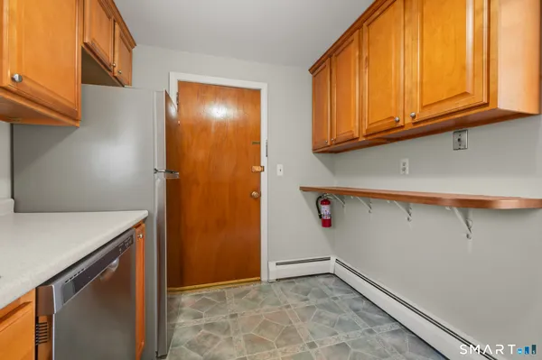 $219,900 | 1250 Farmington Avenue, Unit C, Farmington, CT 06032