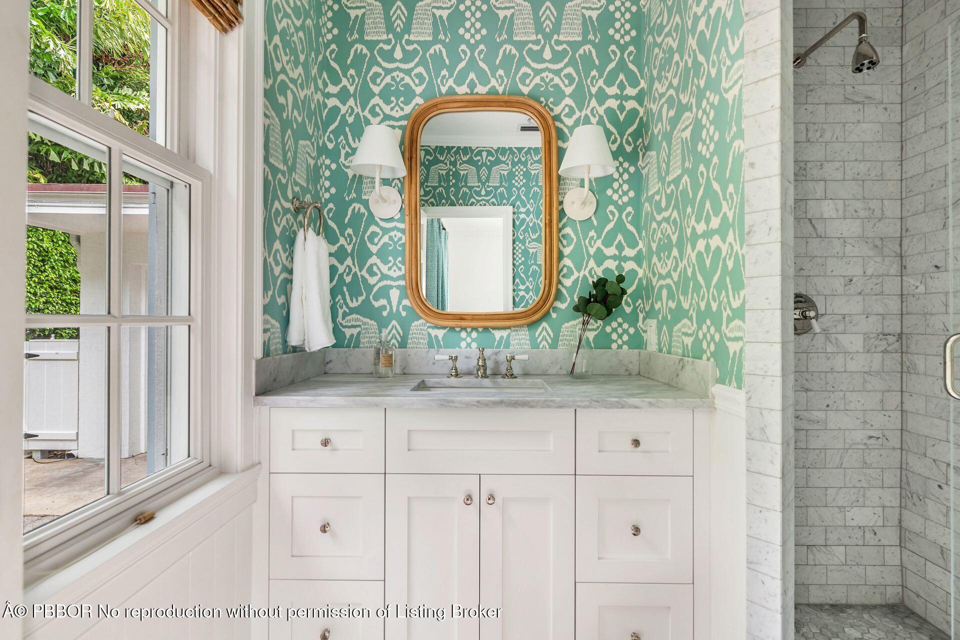 255 Colonial Lane Palm Beach, FL 33480 - Photo 15 of 32 22