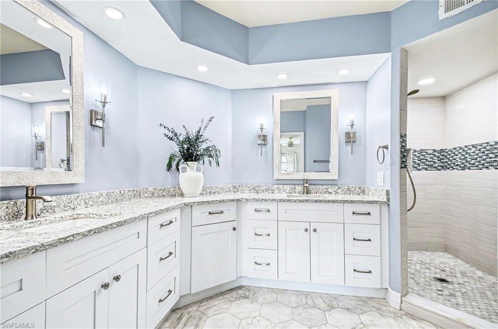 6842 Lantana Bridge Road, Unit 102 Naples, FL 34109 - Photo 10 of 49