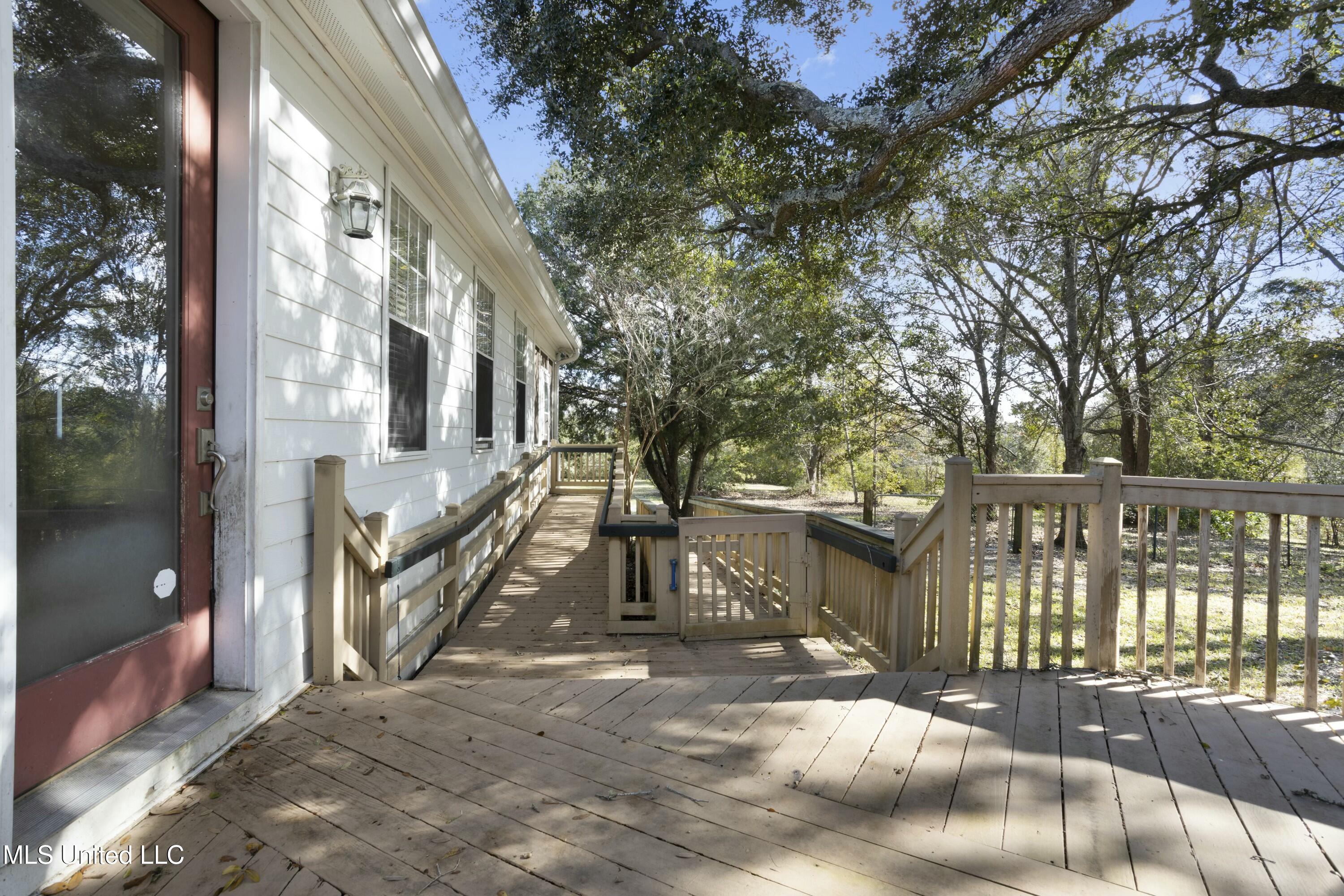 104 Felicity Street Bay St. Louis, MS 39520 - Photo 35 of 75 tempImagebndaLk