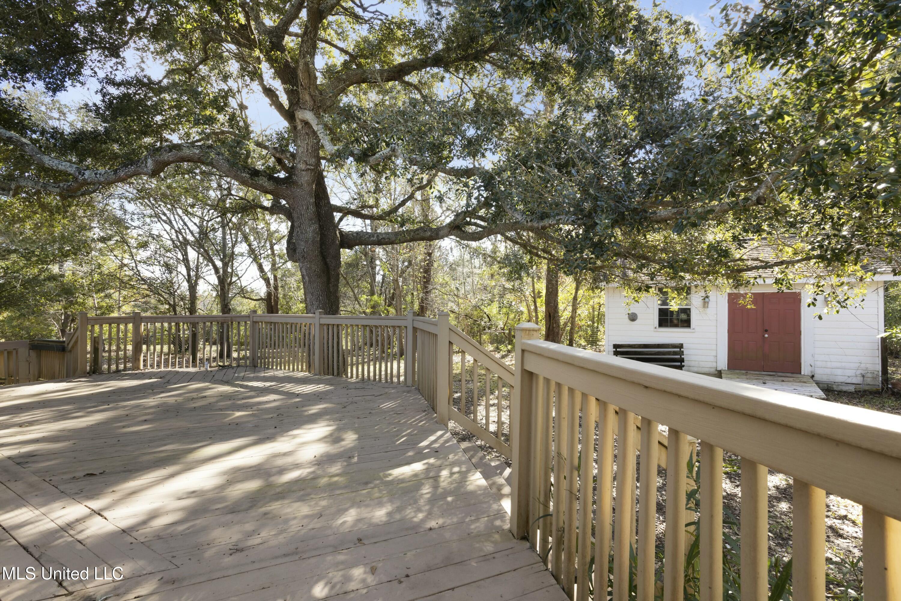 104 Felicity Street Bay St. Louis, MS 39520 - Photo 37 of 75 tempImage1hDBBC