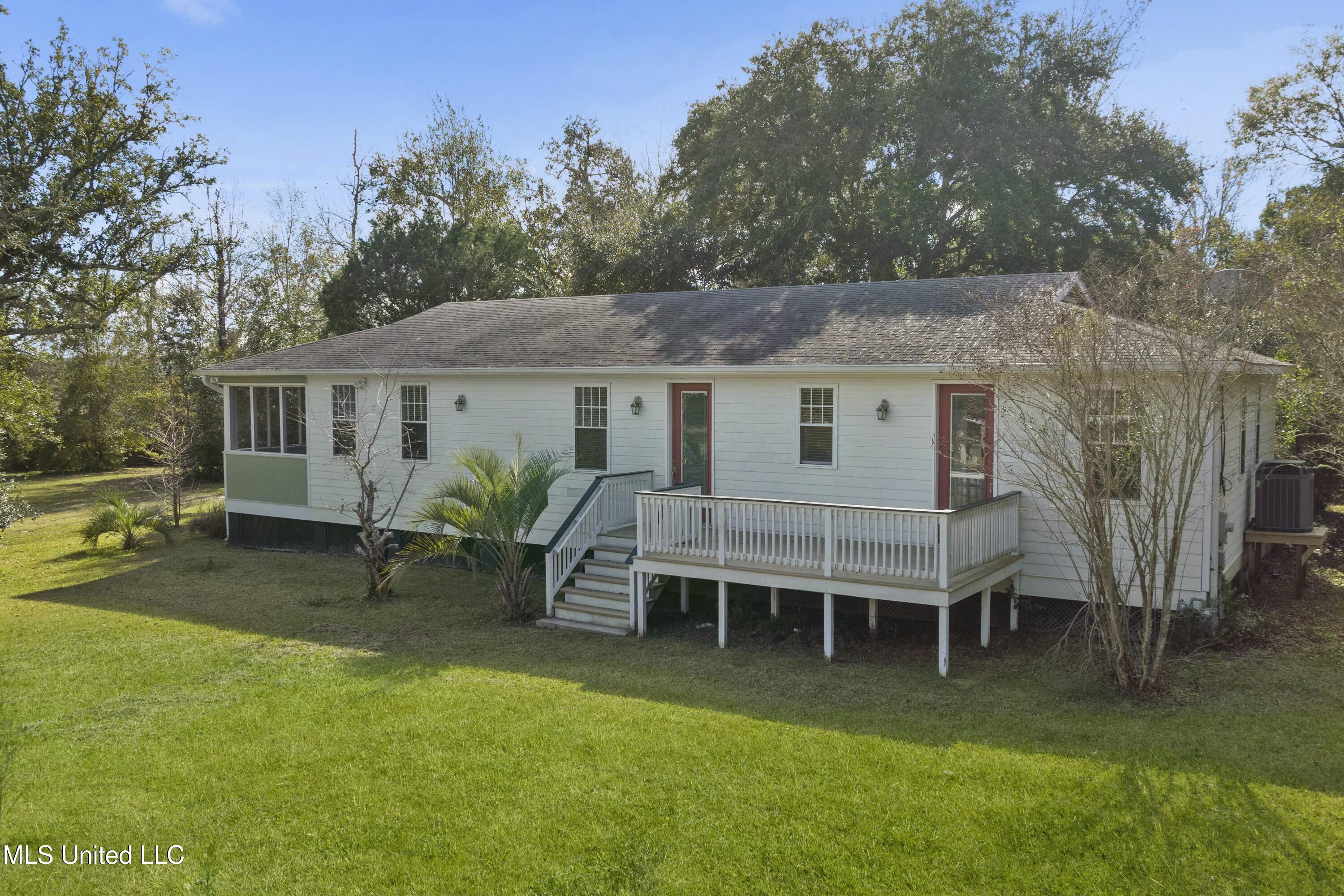 104 Felicity Street Bay St. Louis, MS 39520 - Photo 43 of 75 tempImageMPs1W7