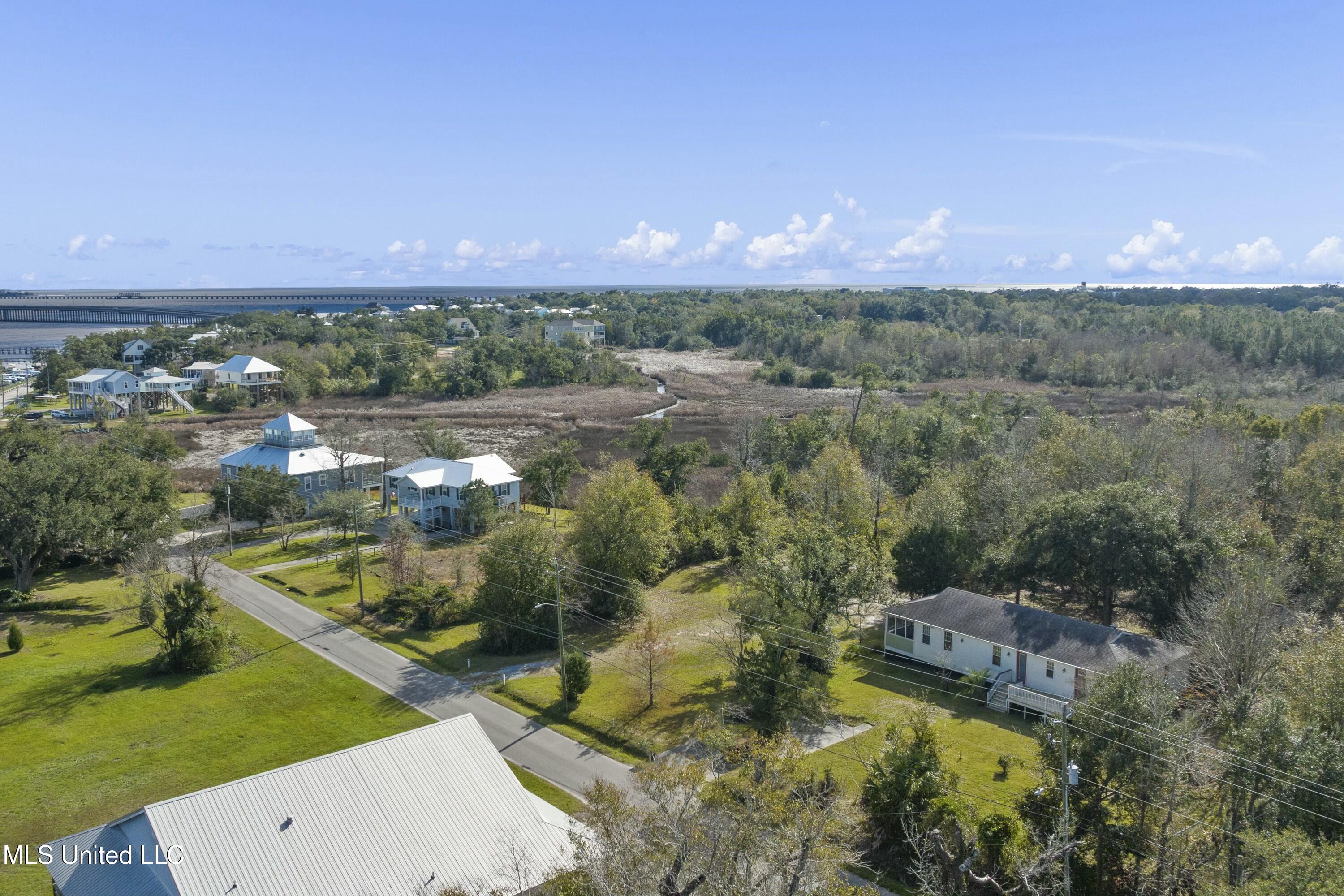 104 Felicity Street Bay St. Louis, MS 39520 - Photo 61 of 75 tempImage9R8X4O