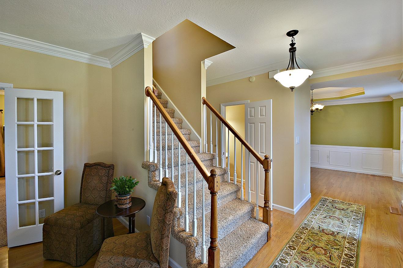 632 Tree Ridge Road Knoxville, TN 37922 - Photo 2 of 40 Foyer