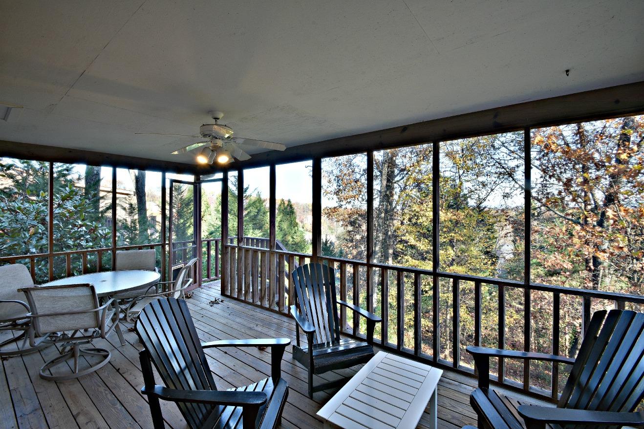 632 Tree Ridge Road Knoxville, TN 37922 - Photo 37 of 40 Back Porch