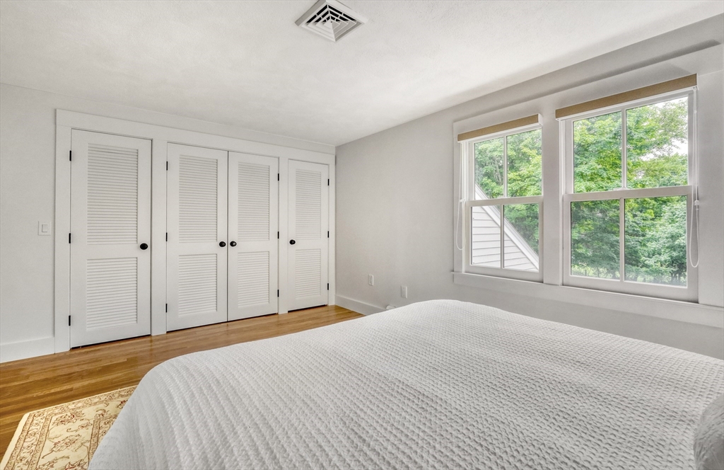 17 Longmeadow Road Lincoln, MA 01773 - Photo 22 of 33 Gallery Image 22