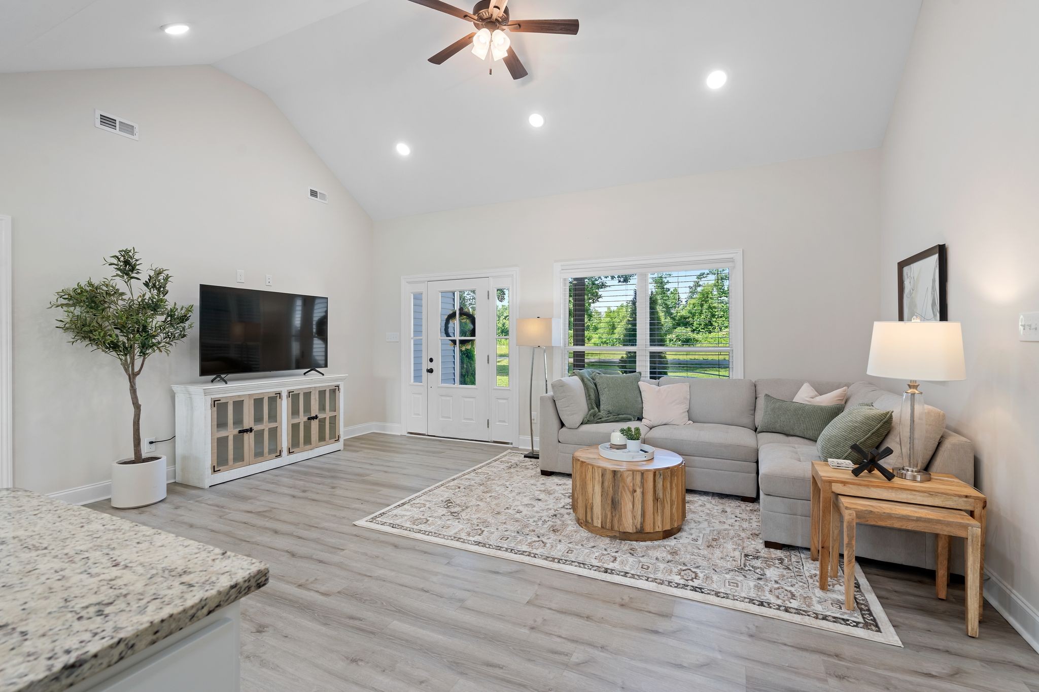 1502 Woosley Road Tullahoma, TN 37388 - Photo 5 of 24