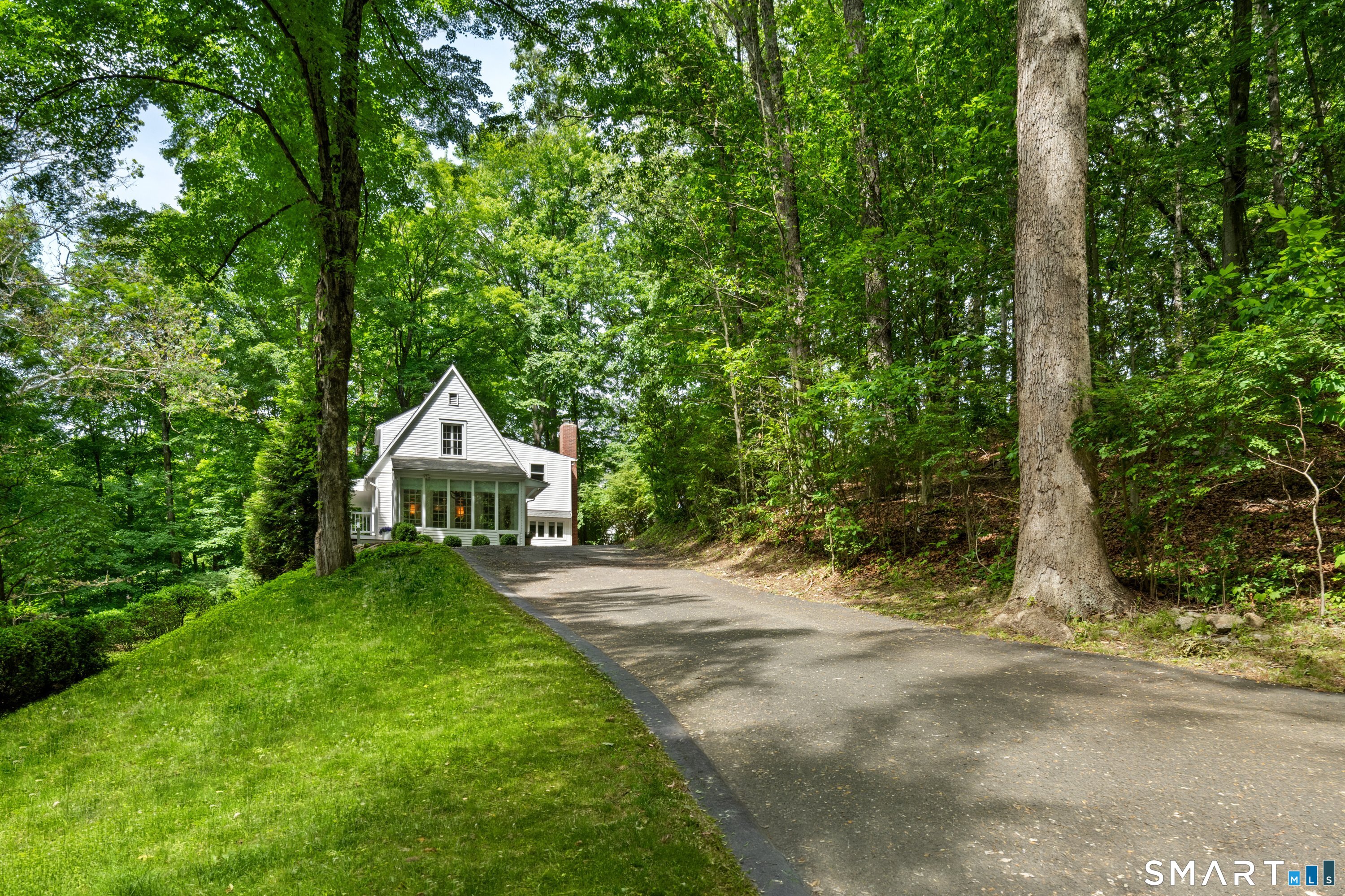 123 Lyons Plain Road Weston, CT 06883 - Photo 35 of 38