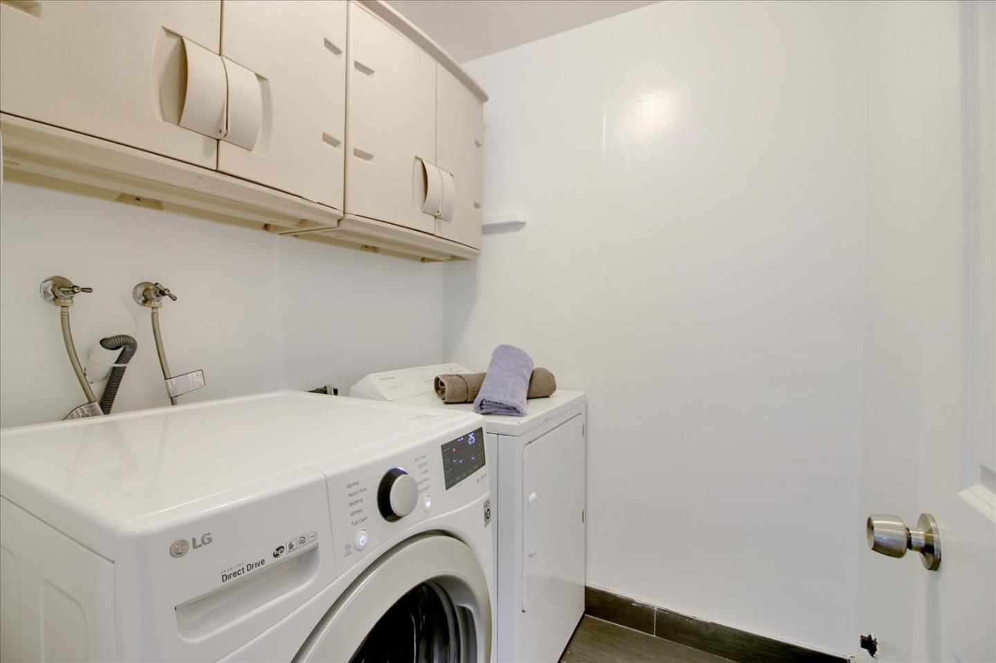 1435 Floyd Avenue Sunnyvale, CA 94087 - Photo 23 of 36 a utility room with dryer and washer