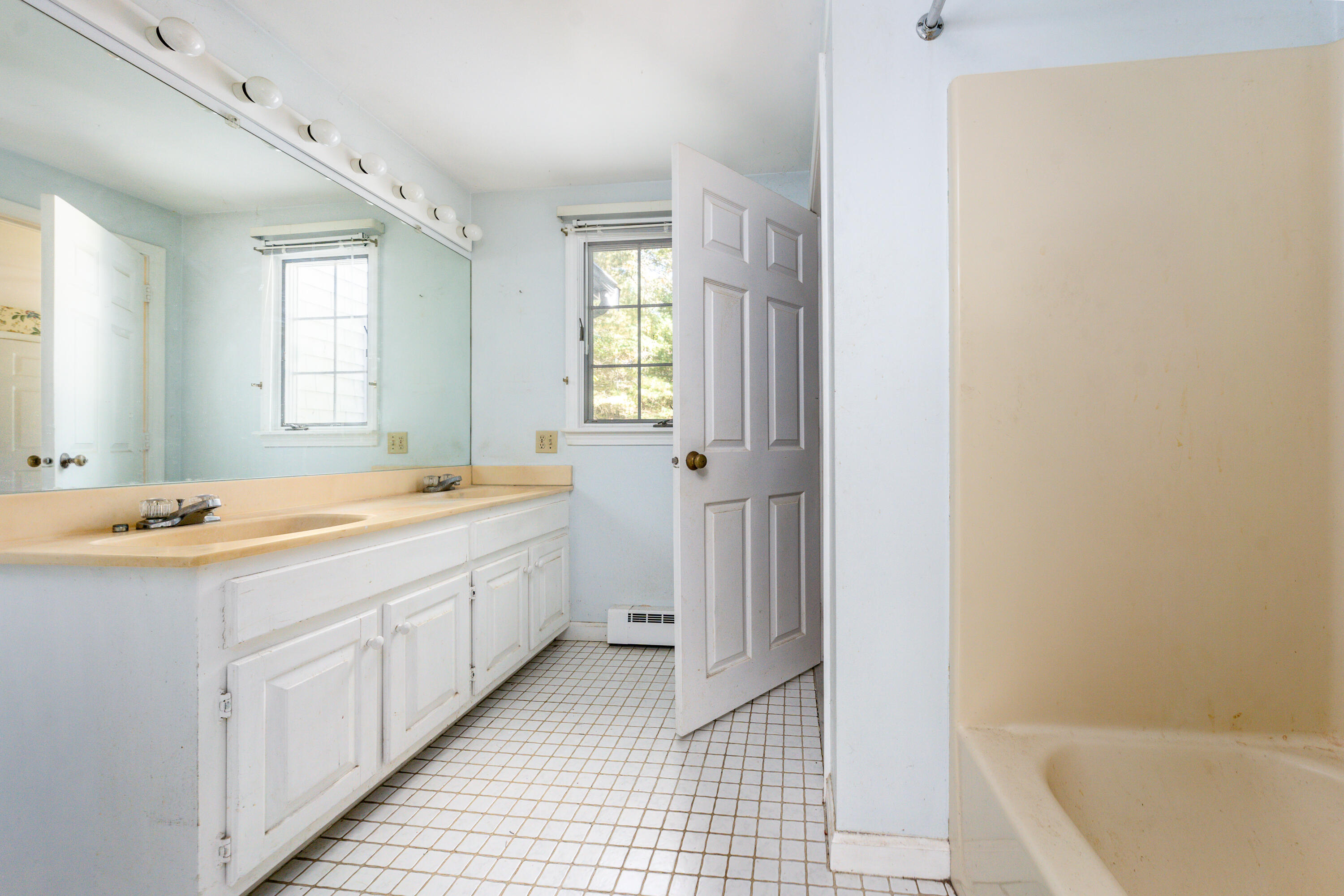 191 Old Post Road Centerville, MA 02632 - Photo 10 of 24 191 Old Post Road