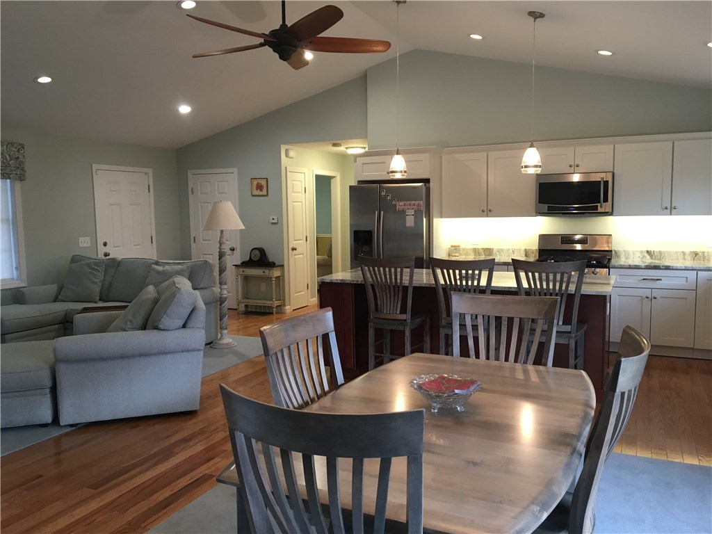 252 Danielle Drive Woonsocket, RI 02895 - Photo 2 of 30 Gallery Image 2