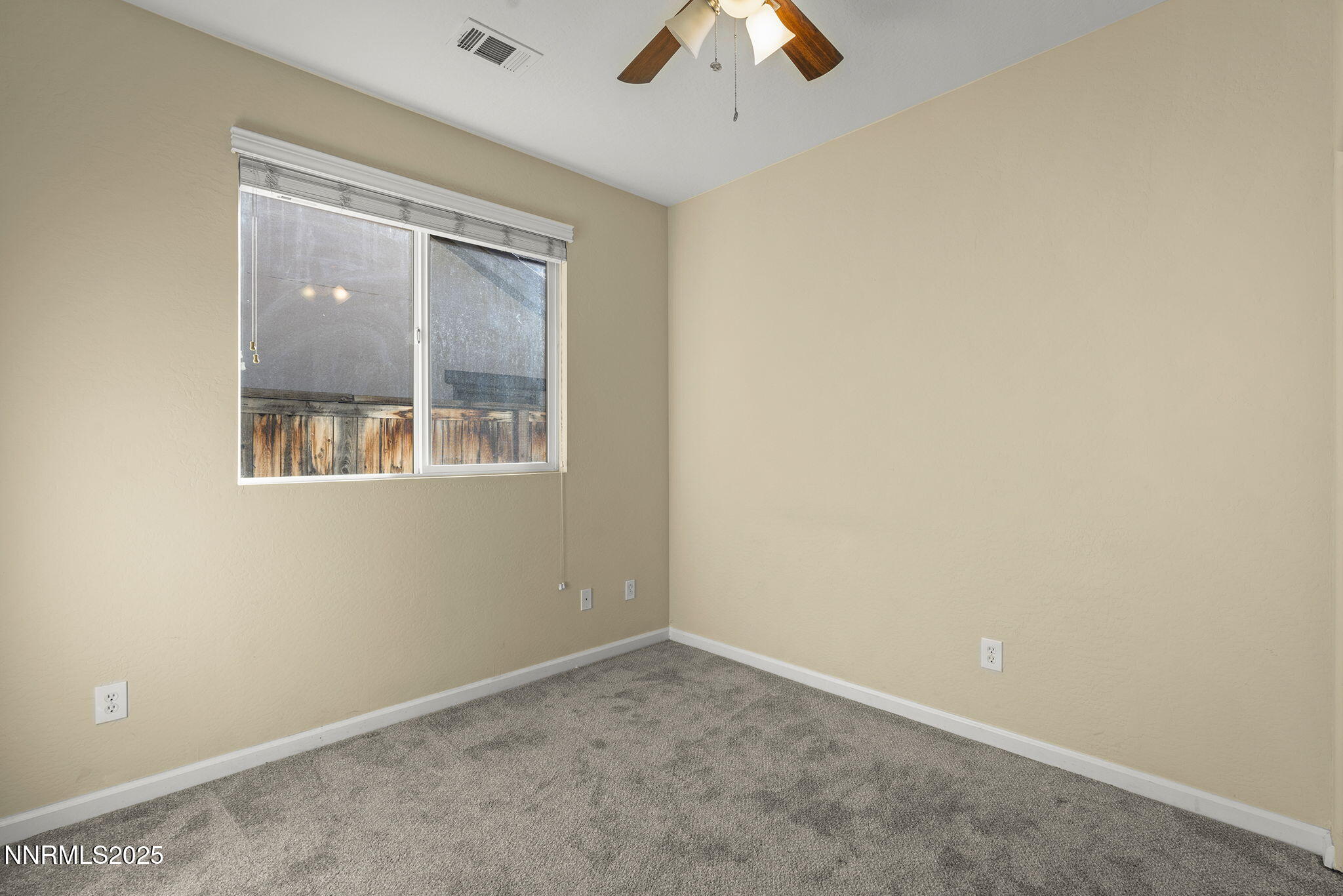 1240 Cliff Park Way Reno, NV 89523 - Photo 22 of 34 an empty room with a window
