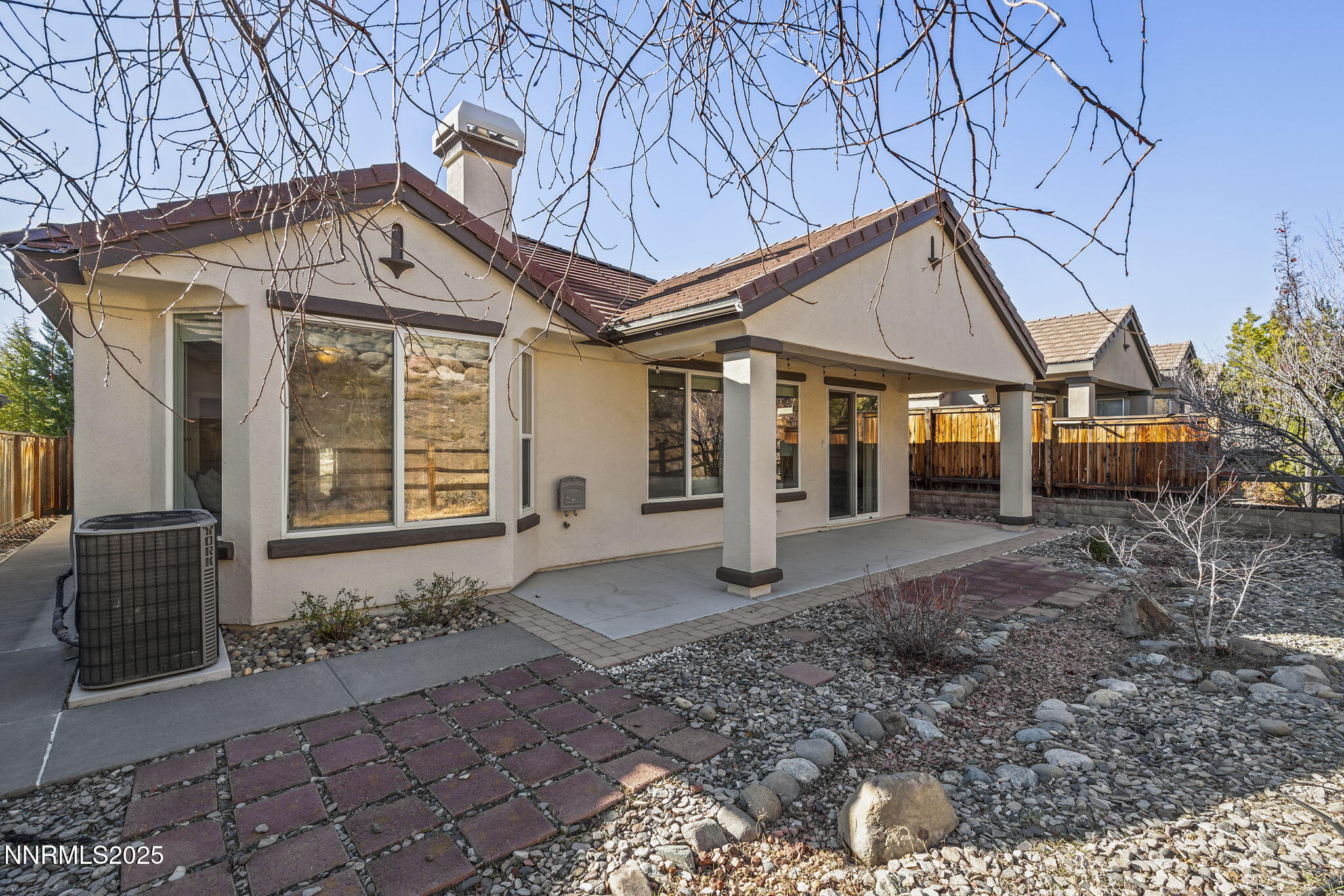 1240 Cliff Park Way Reno, NV 89523 - Photo 25 of 34 a front view of a house with garden
