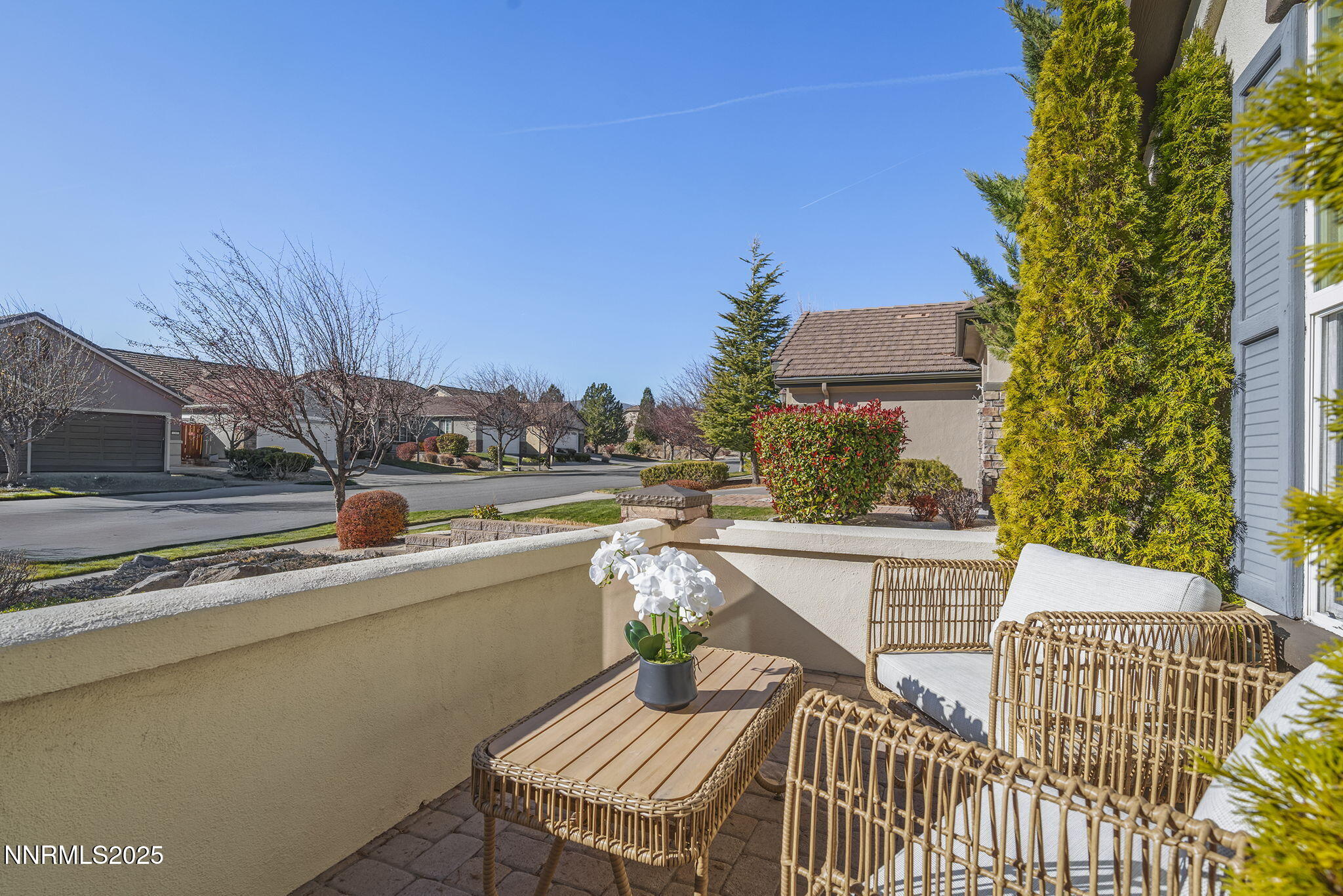 1240 Cliff Park Way Reno, NV 89523 - Photo 4 of 34 a view of a chairs and table in the balcony