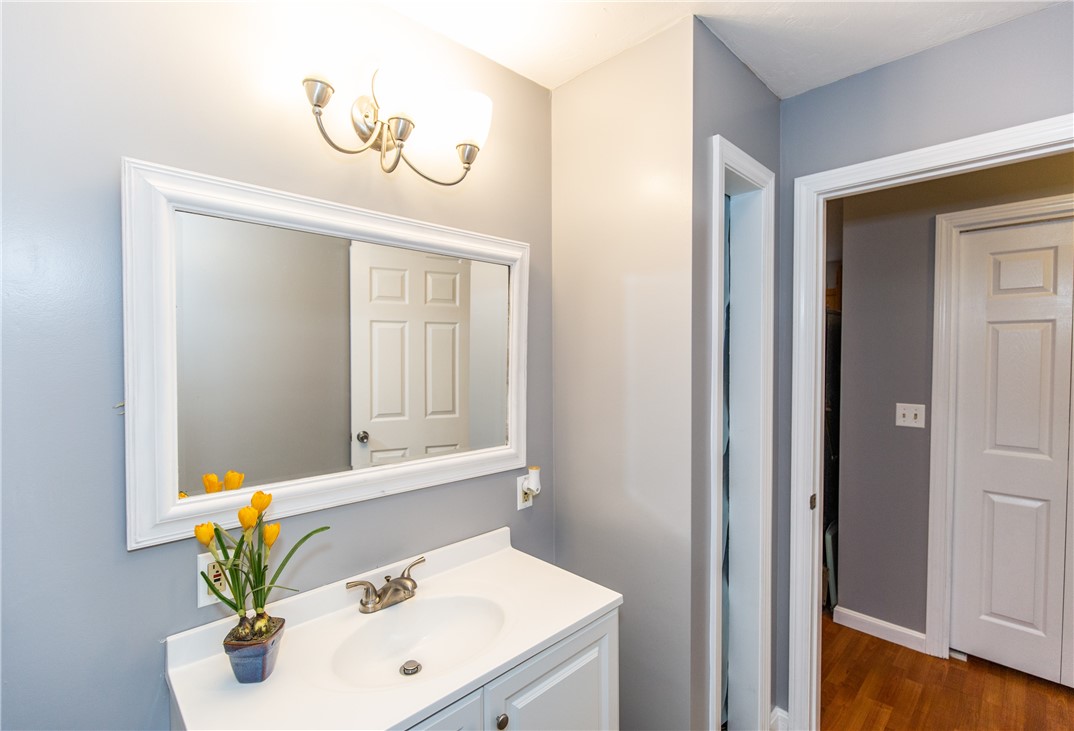 51 Whipple Road Smithfield, RI 02917 - Photo 14 of 50