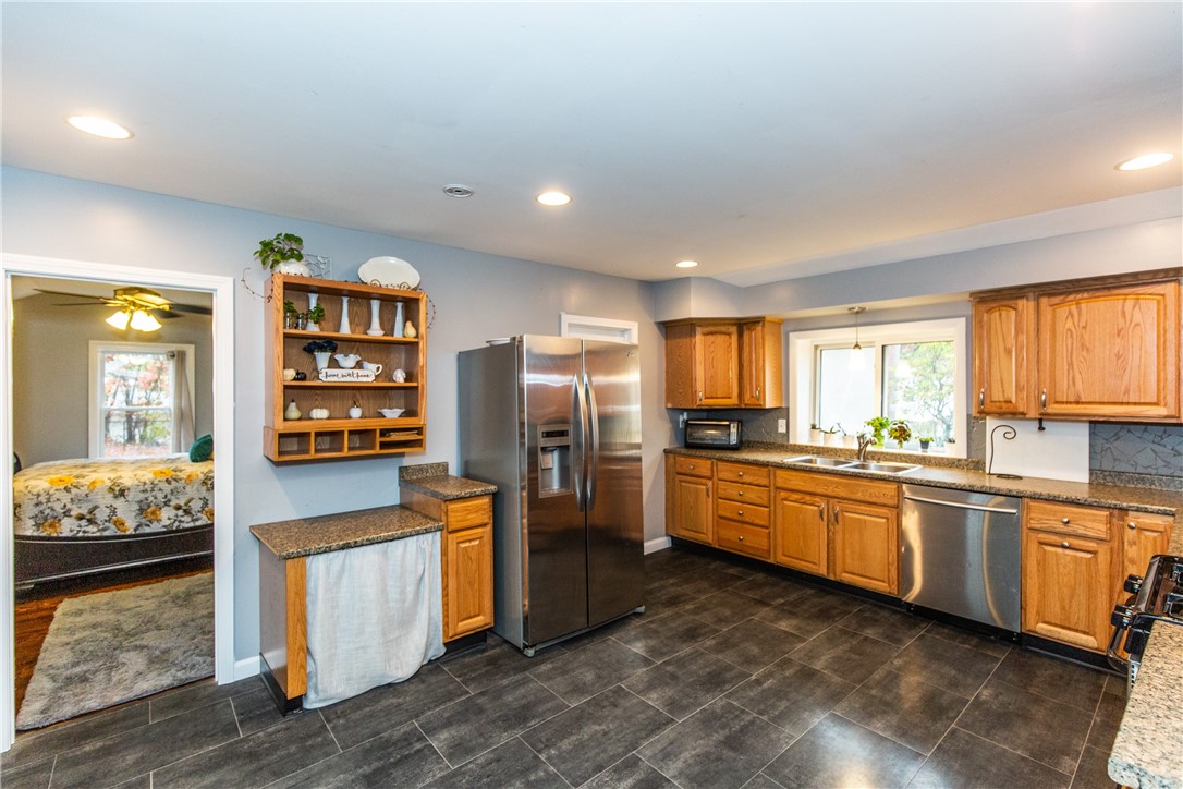 51 Whipple Road Smithfield, RI 02917 - Photo 29 of 50