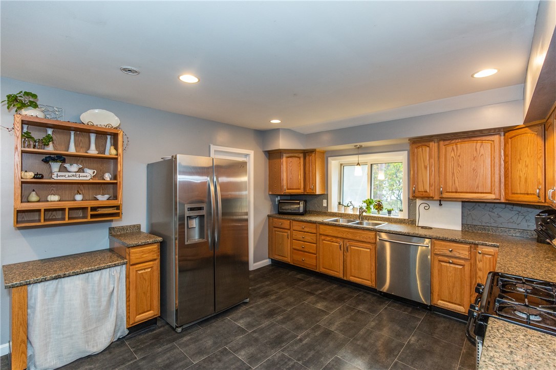 51 Whipple Road Smithfield, RI 02917 - Photo 34 of 50