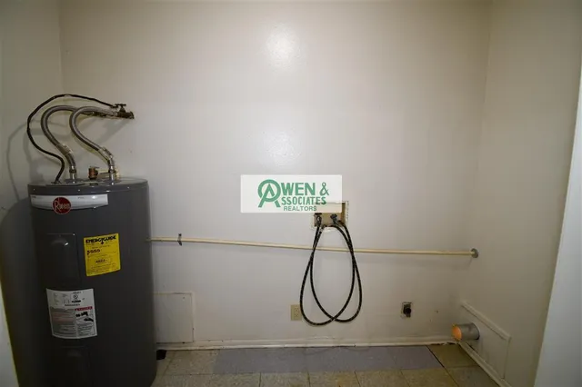 $995 | 2013 Elizabeth Street, Westlake, LA 70669