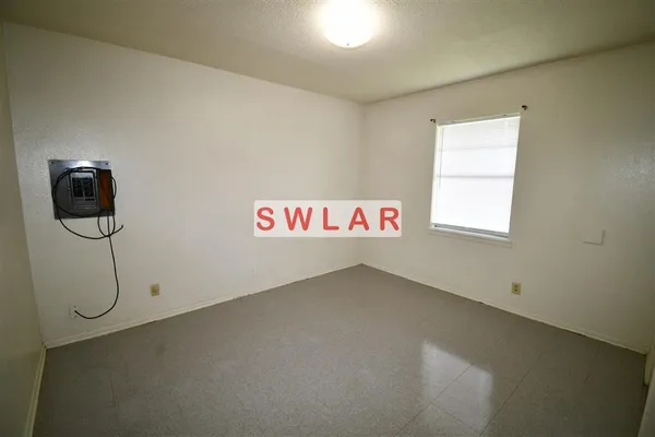 $975 | 2013 Elizabeth Street, Westlake, LA 70669